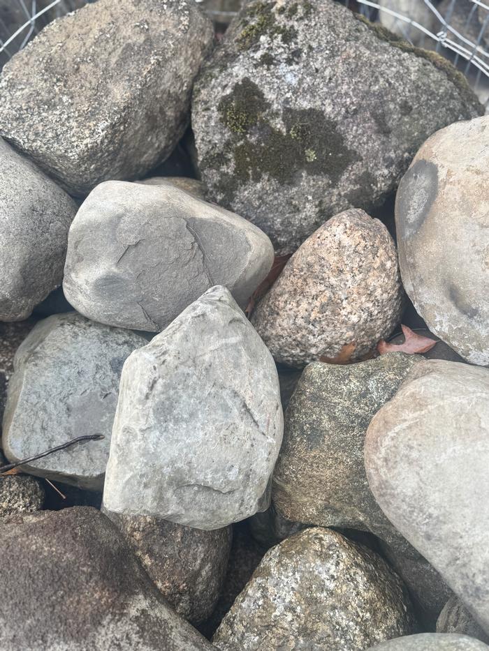 Round Fieldstone Wallstone 