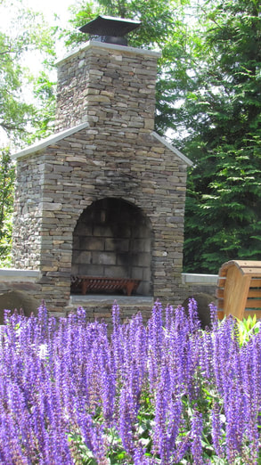 Outdoor Fireplace 